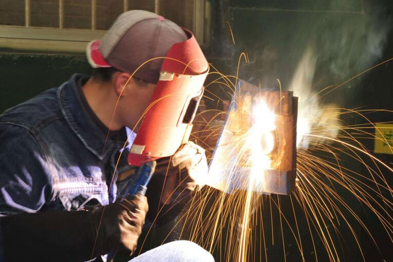 焊材庫(kù)、焊條庫(kù)、焊絲庫(kù)防潮除濕機(jī)